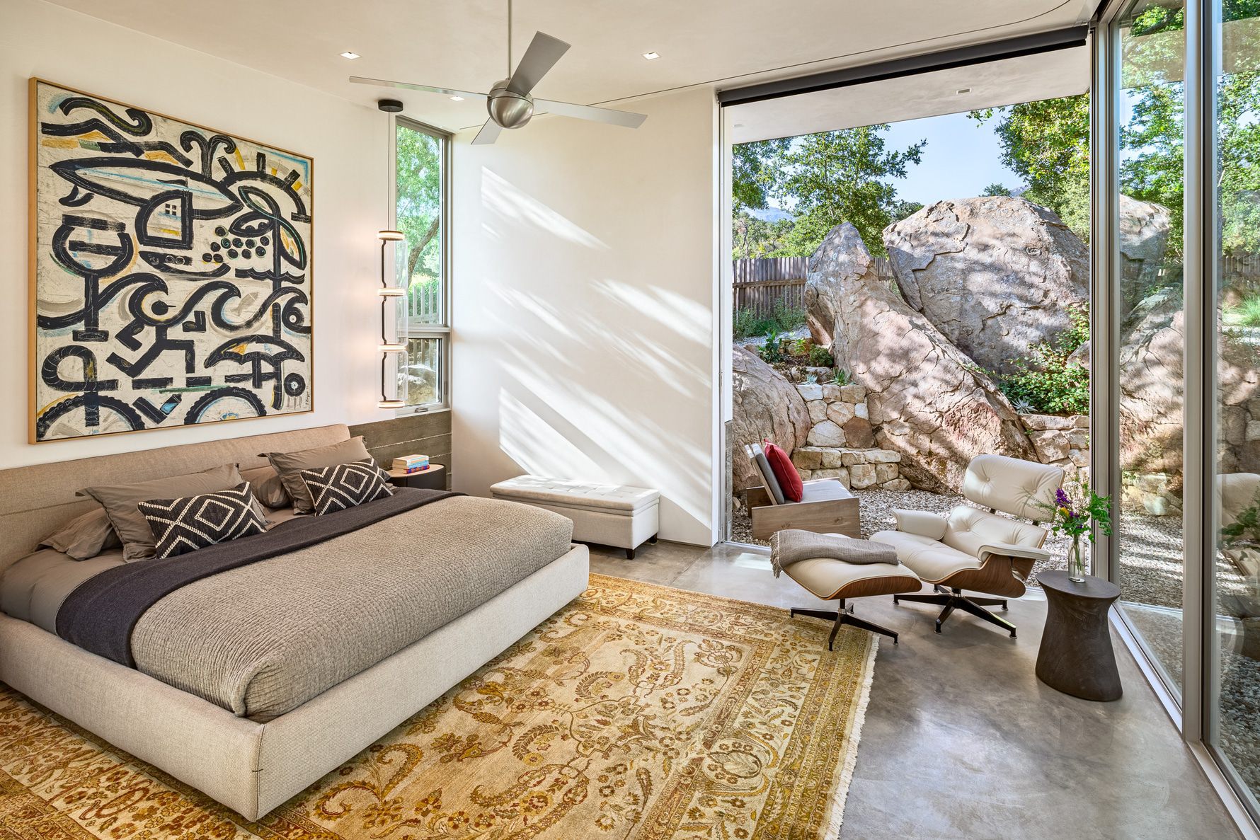 Santa-Barbara-Foothills-Residence-Modern-Primary-Bedroom-Indoor-Outdoor