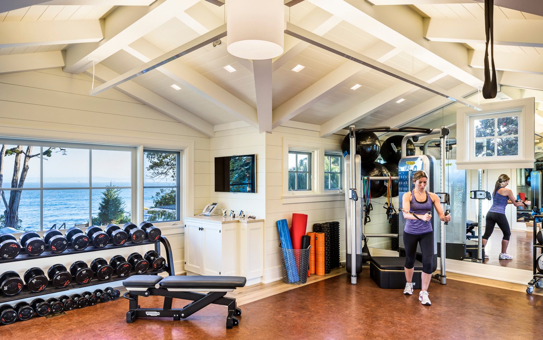 Santa-Barbara-Beach-Residence-Home-Gym