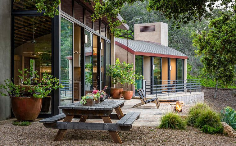 Ricon-Ranch-Outdoor-Living-Space-Copper-Roof