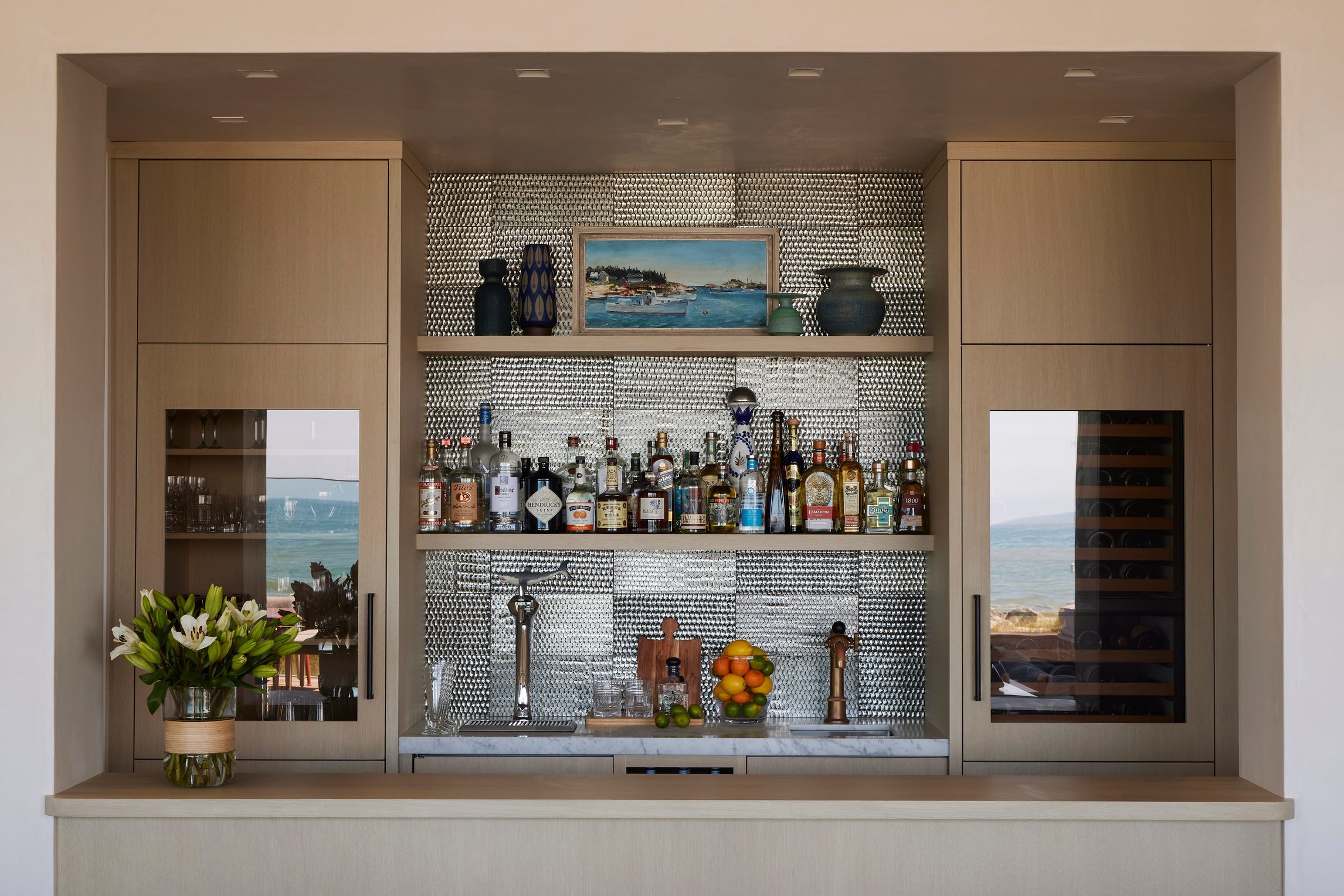 El-Estero-Beach-House-Cocktail-Bar-Shelves
