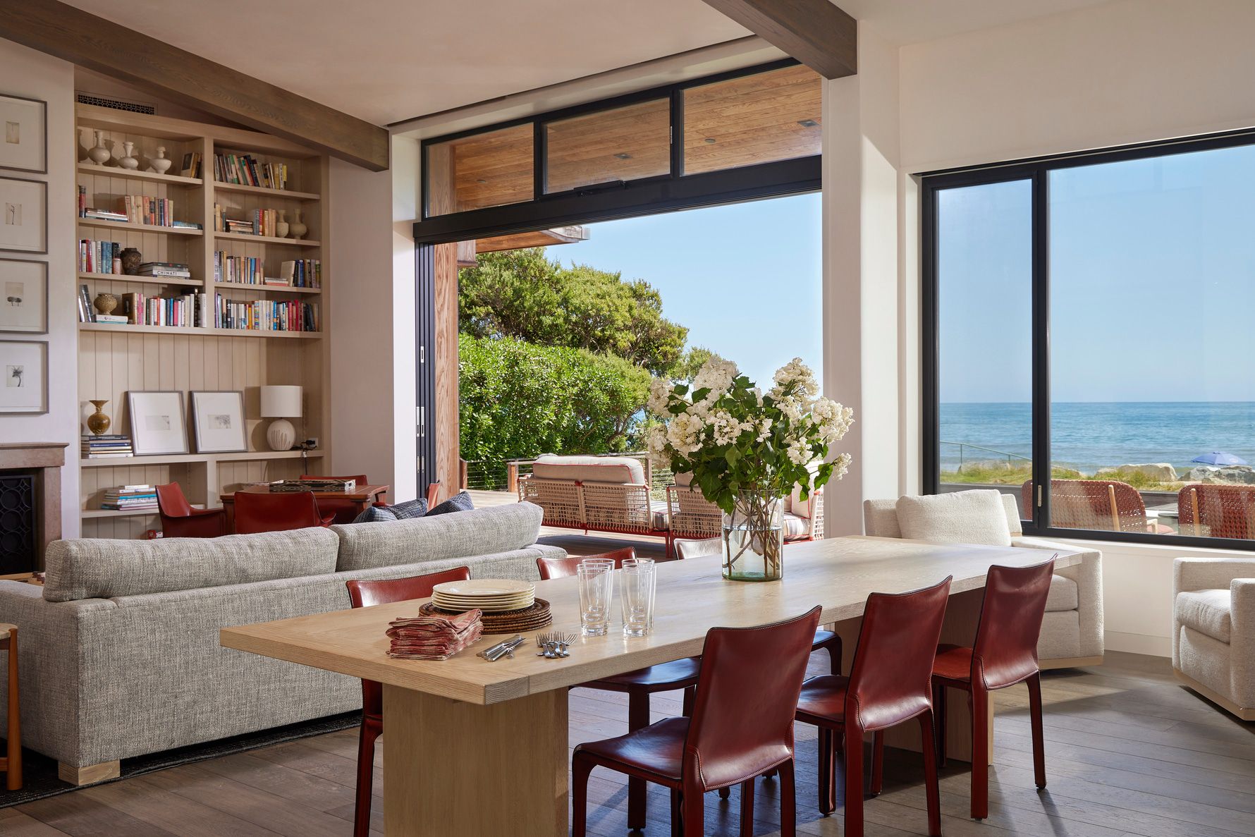 El-Estero-Beach-House-Living-Room-Sliding-Patio-Doors