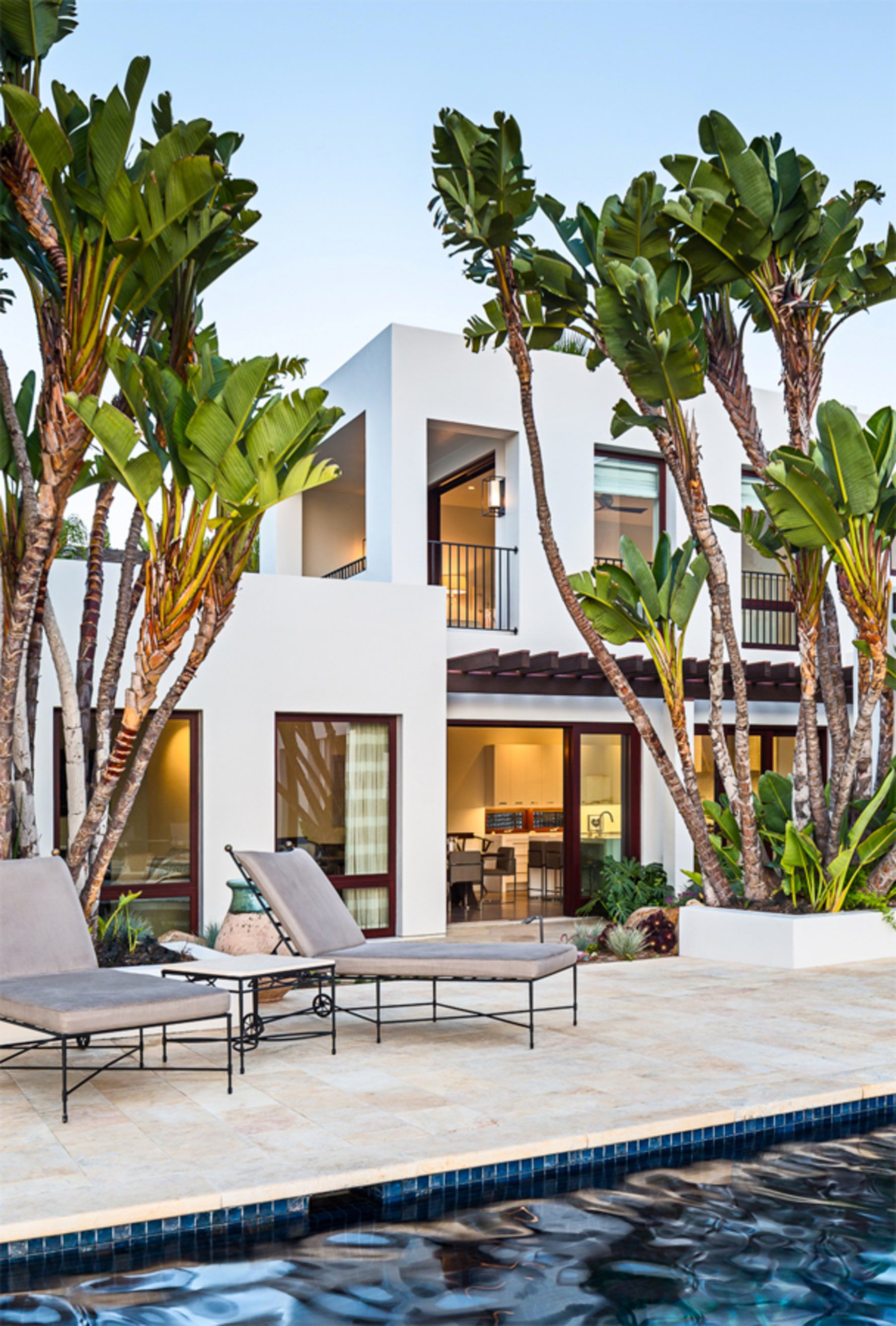 Coastal-Beach-Residence-Modern-Contemporary-Mediterranean-Pool-Limestone-Patio-Deck