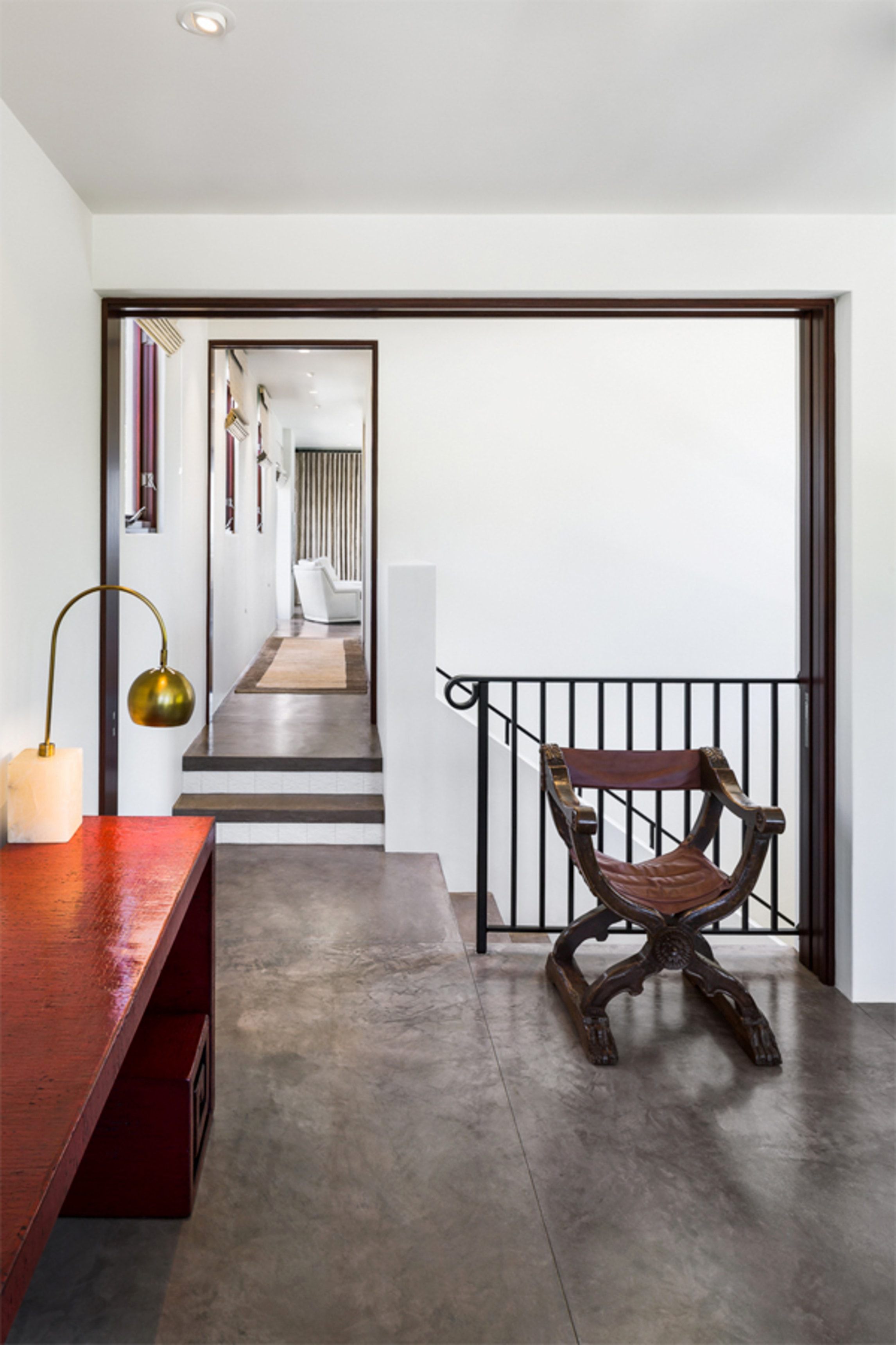 Coastal-Beach-Residence-Modern-Contemporary-Mediterranean-Pocket-Door-Concrete-Floor