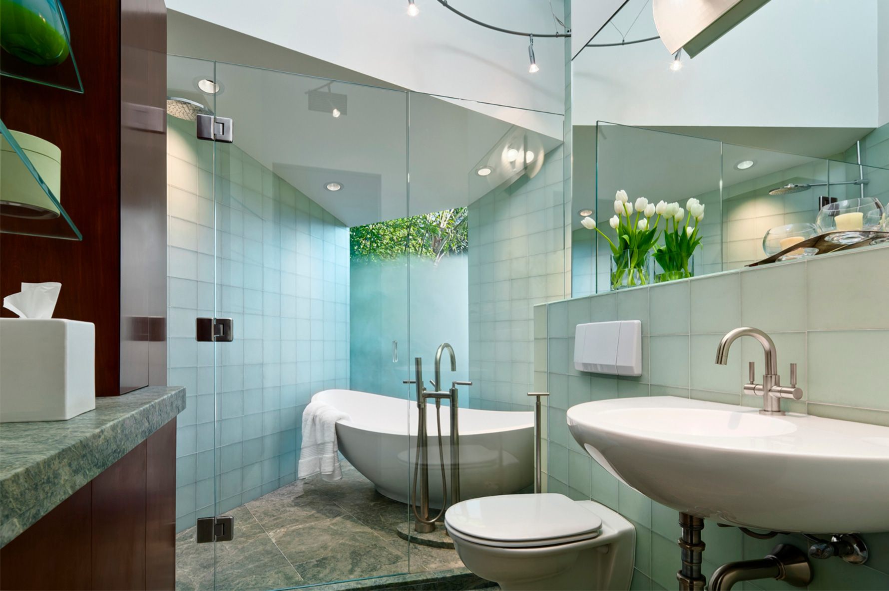 Handtmann-Residence-Bathroom-Bathtub