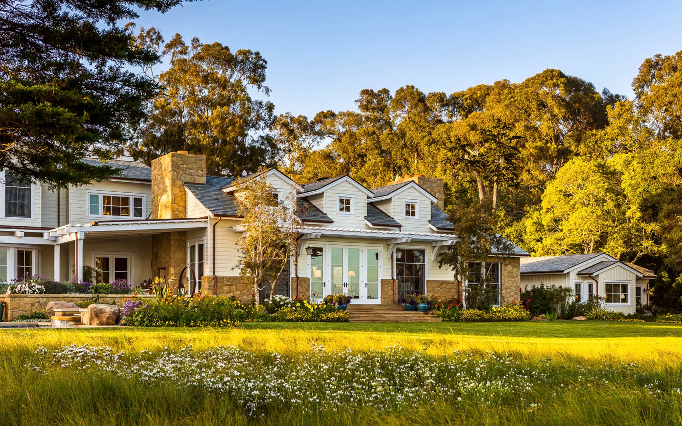 Santa-Barbara-Beach-Residence-Wood-Siding-Stone-Walls