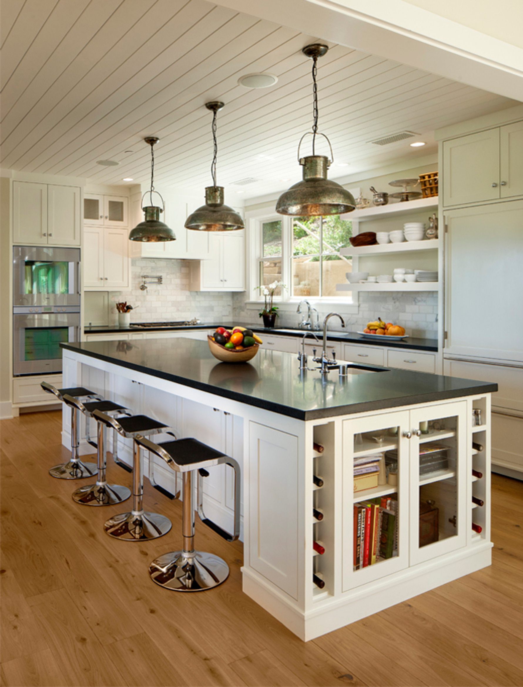 East-Mountain-Residence-Kitchen-island-Cabinets